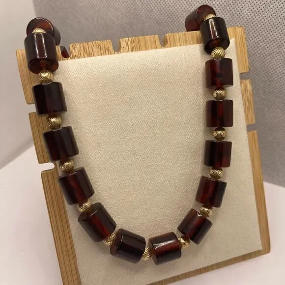 Rare vintage crown TRIFARI Bakelite choker necklace - Picture 3 of 14